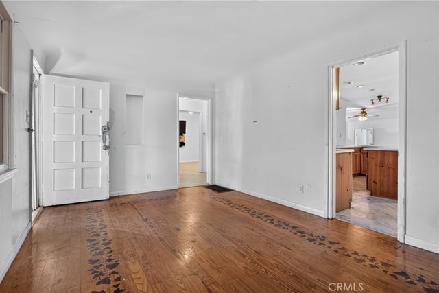 9140 Noble Avenue, North Hills, CA 91343 — photo 4 of 55