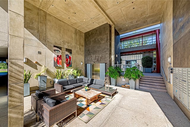 11500 Tennessee 103, Los Angeles, CA 90064 — photo 22 of 35