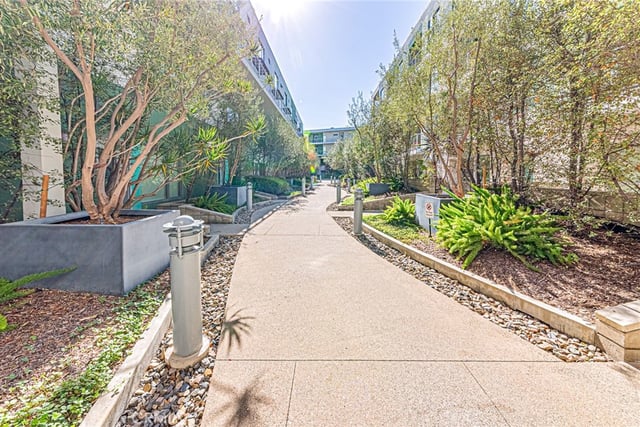 11500 Tennessee 103, Los Angeles, CA 90064 — photo 31 of 35