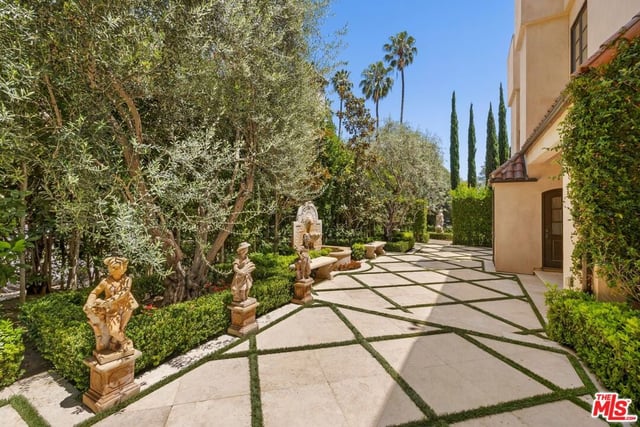 9541 Sunset Boulevard, Beverly Hills, CA 90210 — photo 30 of 43