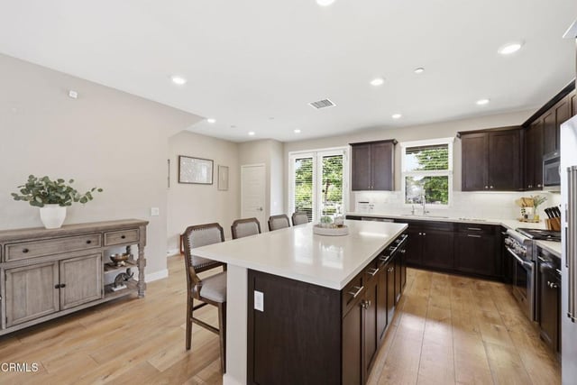 283 Los Altos Walk, Ventura, CA 93004 — photo 5 of 44