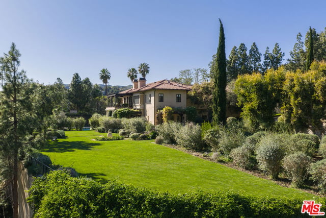 13058 Rivers Road, Los Angeles, CA 90049 — photo 10 of 16