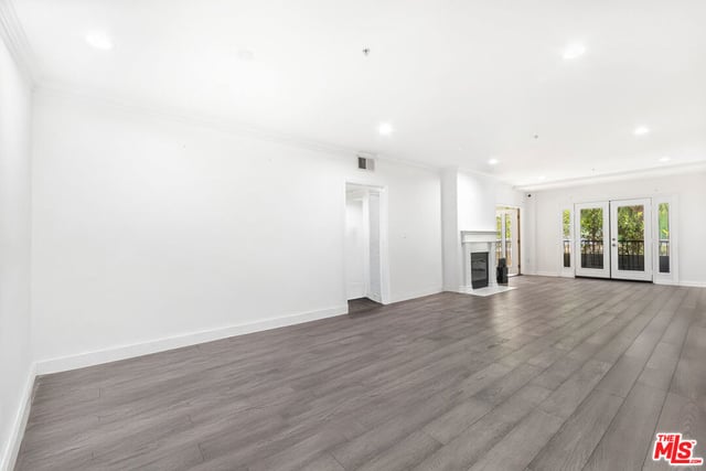 8541 Alcott Street 101, Los Angeles, CA 90035 — photo 9 of 25