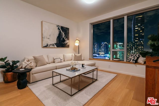 889 Francisco Street 1801, Los Angeles, CA 90017 — photo 3 of 37
