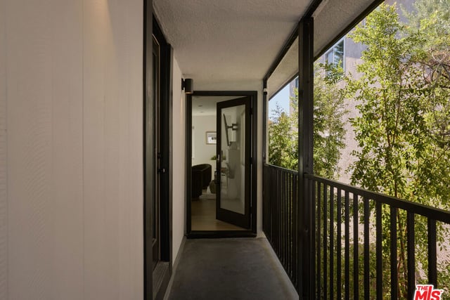 6014 Delphi Street, Los Angeles, CA 90042 — photo 3 of 21