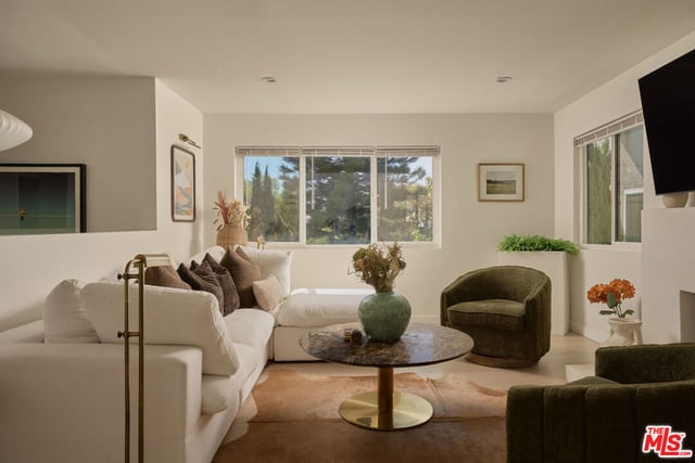 6014 Delphi Street, Los Angeles, CA 90042 — photo 4 of 21