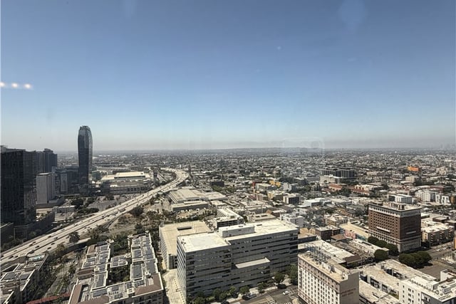 1100 Wilshire 2901, Los Angeles, CA 90017 — photo 15 of 41