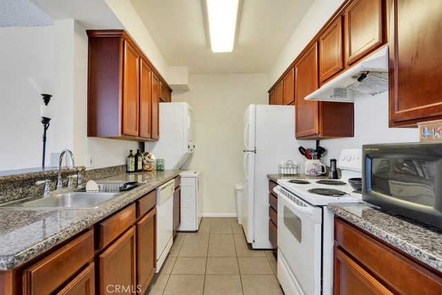 1620 N San Fernando 52, Burbank, CA 91504 — photo 14 of 28