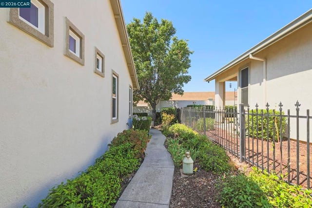 1637 Regent Dr, Brentwood, CA 94513 — photo 24 of 29