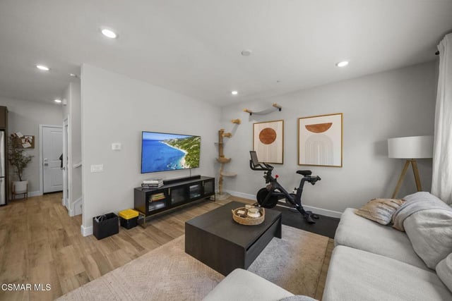 2556 Little Rock Lane, Simi Valley, CA 93065 — photo 4 of 28