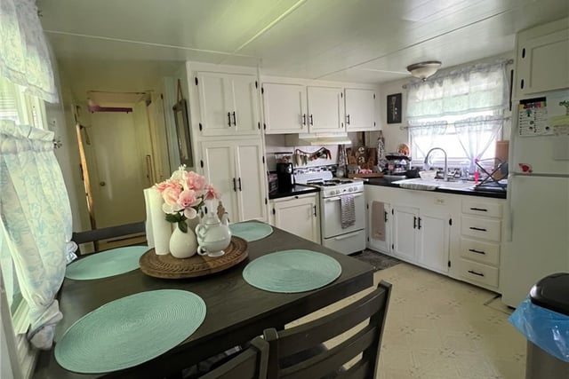 402 E Foothill Boulevard 67, Pomona, CA 91767 — photo 8 of 10