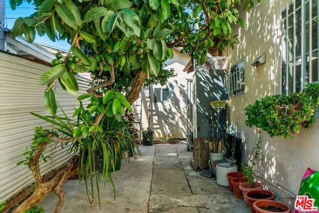 339 N Rampart Boulevard, Los Angeles, CA 90026 — photo 24 of 28