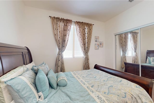 10351 Diamond, Pacoima, CA 91331 — photo 32 of 43