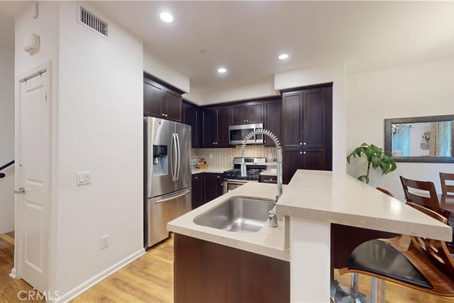 10351 Diamond, Pacoima, CA 91331 — photo 8 of 43
