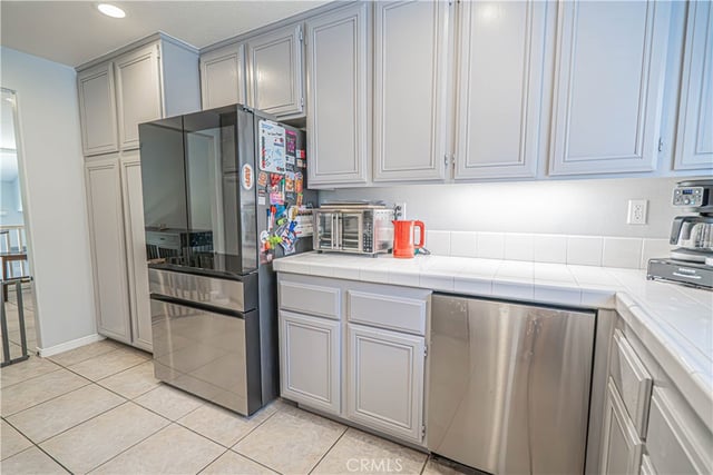 25708 Holiday Circle B, Stevenson Ranch, CA 91381 — photo 20 of 48