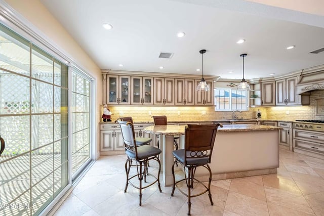 5533 Modena Place, Agoura Hills, CA 91301 — photo 16 of 58