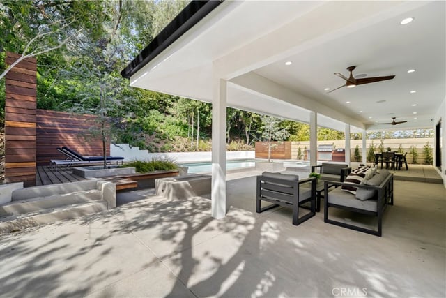 16105 Clear Oak Drive, Encino, CA 91436 — photo 34 of 44