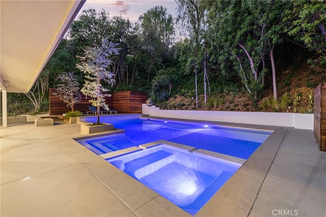 16105 Clear Oak Drive, Encino, CA 91436 — photo 40 of 44