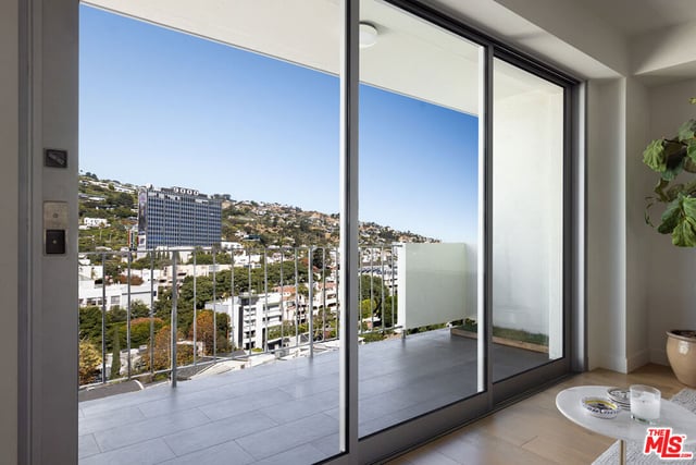 818 N Doheny Drive 1001, West Hollywood, CA 90069 — photo 11 of 15