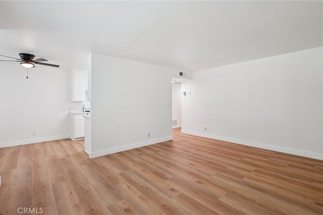 11813 Runnymede Street 27, North Hollywood, CA 91605 — photo 10 of 28