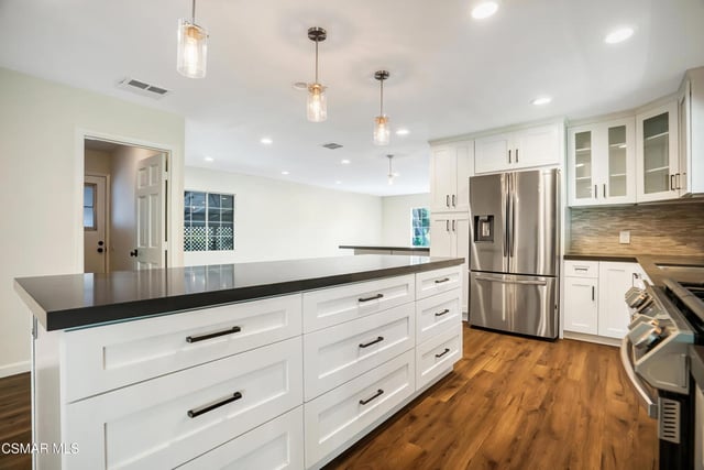 23777 Mulholland Highway 115, Calabasas, CA 91302 — photo 11 of 44