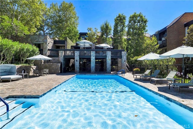 4727 Park Encino Lane 230, Encino, CA 91436 — photo 38 of 45