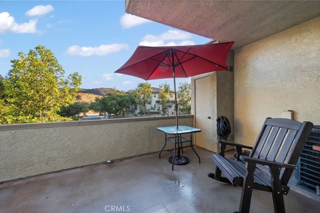 158 Maegan 7, Thousand Oaks, CA 91362 — photo 7 of 33