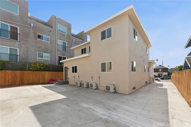 1189 Crenshaw, Los Angeles, CA 90019 — photo 23 of 42