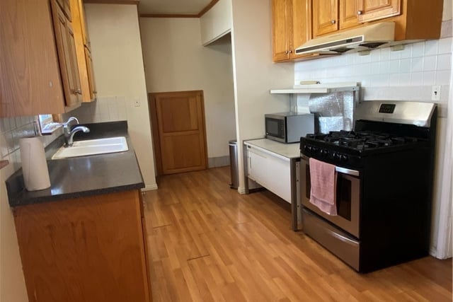 17430 Saticoy, Van Nuys, CA 91406 — photo 10 of 26