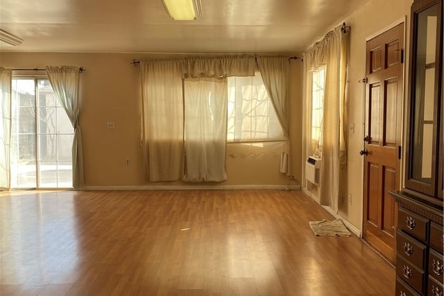 17430 Saticoy, Van Nuys, CA 91406 — photo 23 of 26