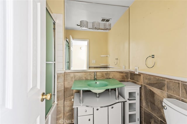 5349 Newcastle 20, Encino, CA 91316 — photo 11 of 25