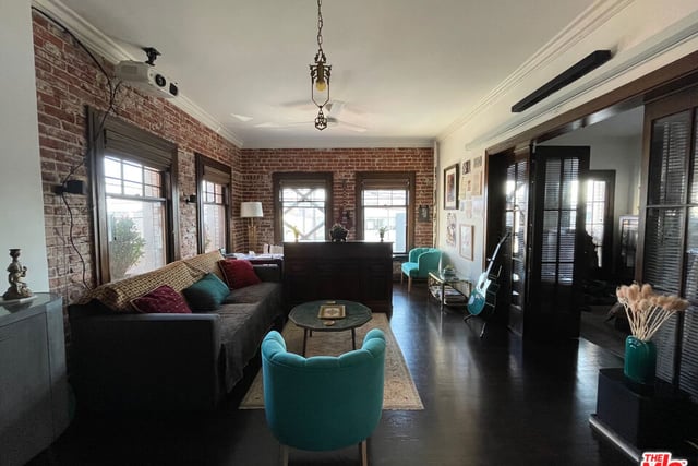2121 James M Wood Boulevard 201, Los Angeles, CA 90006 — photo 2 of 17