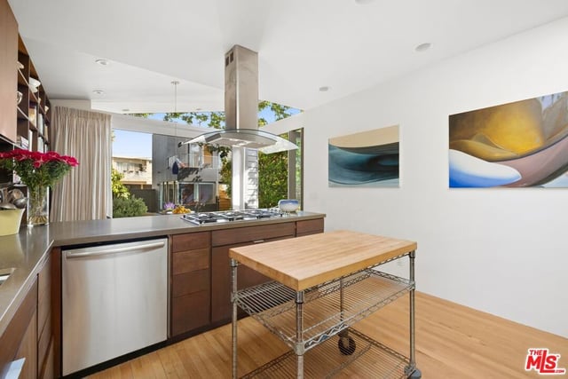 712 Copeland Court, Santa Monica, CA 90405 — photo 9 of 26