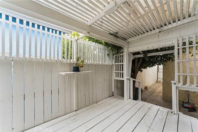 6513 Allston, Los Angeles, CA 90022 — photo 22 of 26