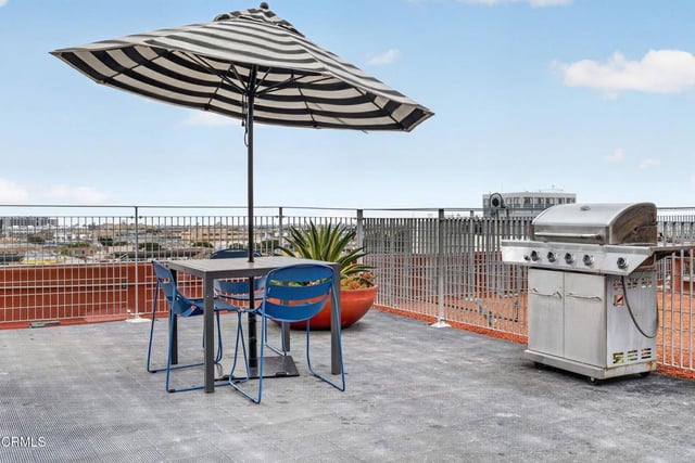 746 S Los Angeles Street 809, Los Angeles, CA 90014 — photo 19 of 31