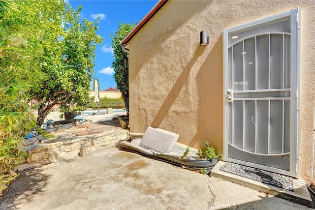 20355 Mobile, Winnetka, CA 91306 — photo 36 of 42
