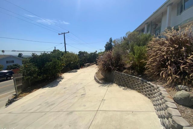 377 N Loop Drive N, Camarillo, CA 93010 — photo 28 of 33