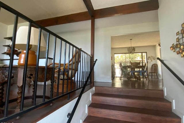 377 N Loop Drive N, Camarillo, CA 93010 — photo 4 of 33