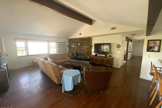 377 N Loop Drive N, Camarillo, CA 93010 — photo 6 of 33