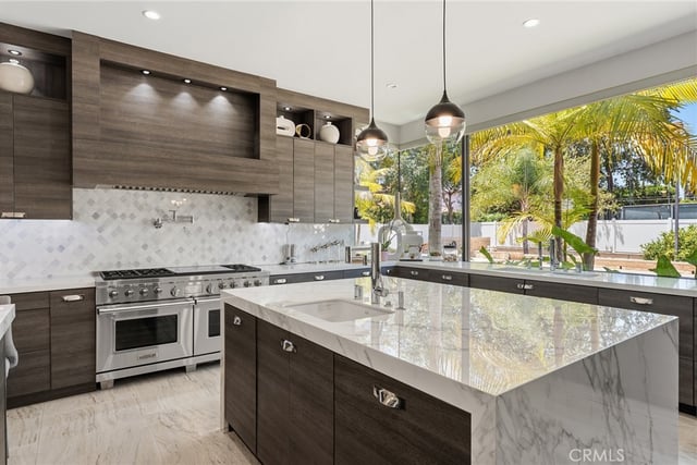 5334 Encino Avenue, Encino, CA 91316 — photo 17 of 57