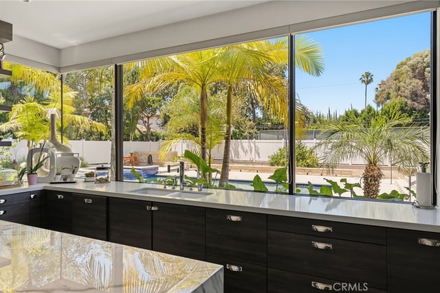 5334 Encino Avenue, Encino, CA 91316 — photo 19 of 57