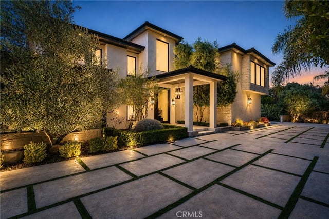 5334 Encino Avenue, Encino, CA 91316 — photo 2 of 57