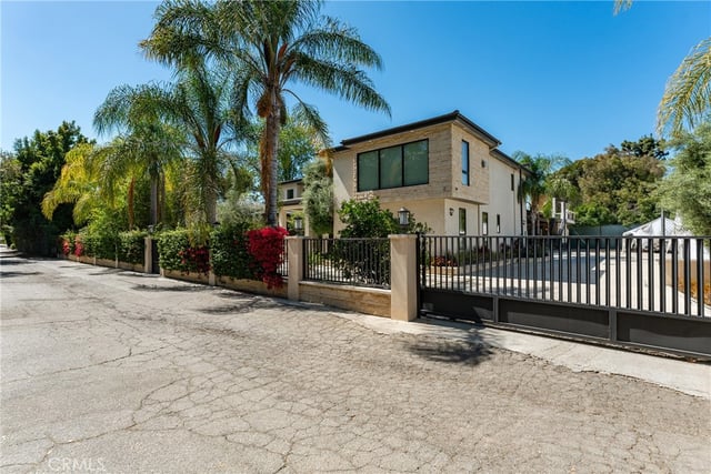 5334 Encino Avenue, Encino, CA 91316 — photo 56 of 57