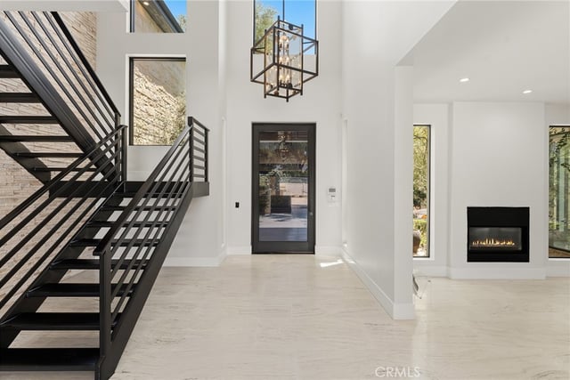 5334 Encino Avenue, Encino, CA 91316 — photo 7 of 57