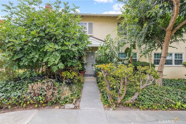 527 E Maple, Glendale, CA 91205 — photo 5 of 48