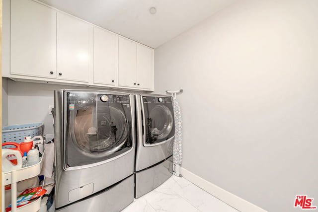 4925 Wilshire Boulevard 302, Los Angeles, CA 90010 — photo 11 of 44