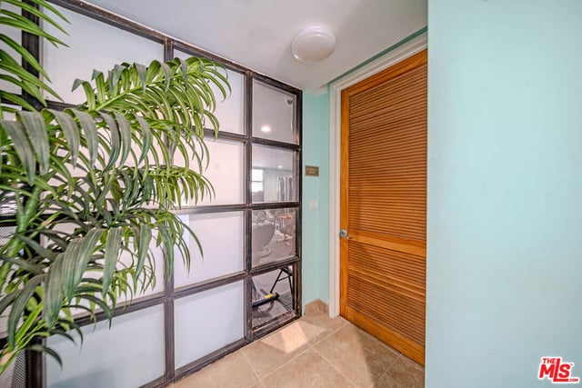 4925 Wilshire Boulevard 302, Los Angeles, CA 90010 — photo 34 of 44