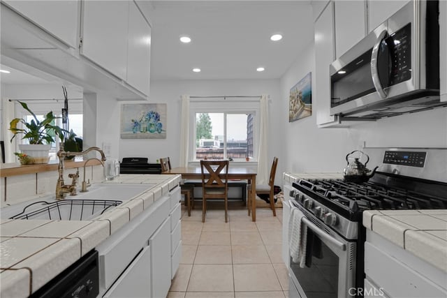 15516 Nordhoff Street 217, North Hills, CA 91343 — photo 15 of 28