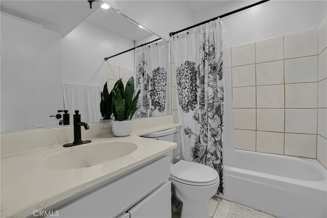 15516 Nordhoff Street 217, North Hills, CA 91343 — photo 17 of 28