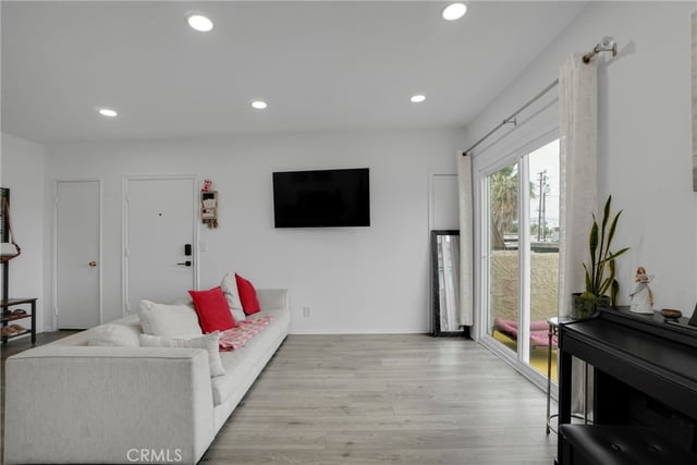 15516 Nordhoff Street 217, North Hills, CA 91343 — photo 9 of 28